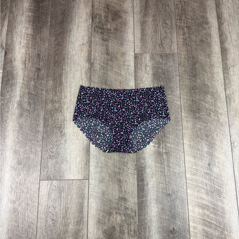 VS Black/Purple‎ Floral Hiphugger Underwear
